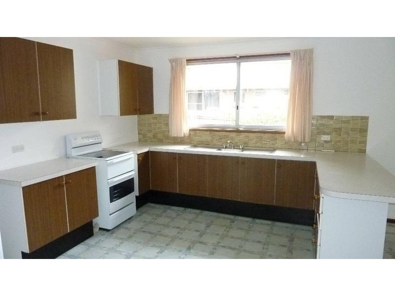 16 Kiparra Drive, Berridale NSW 2628