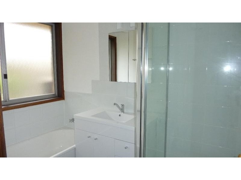 16 Kiparra Drive, Berridale NSW 2628