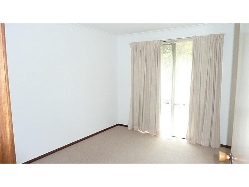 16 Kiparra Drive, Berridale NSW 2628