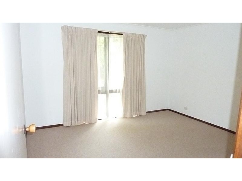 16 Kiparra Drive, Berridale NSW 2628