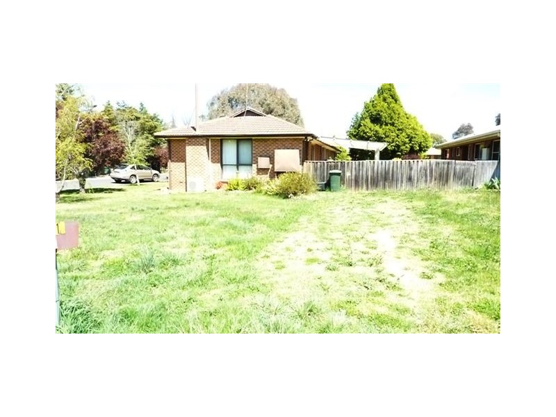 16 Kiparra Drive, Berridale NSW 2628