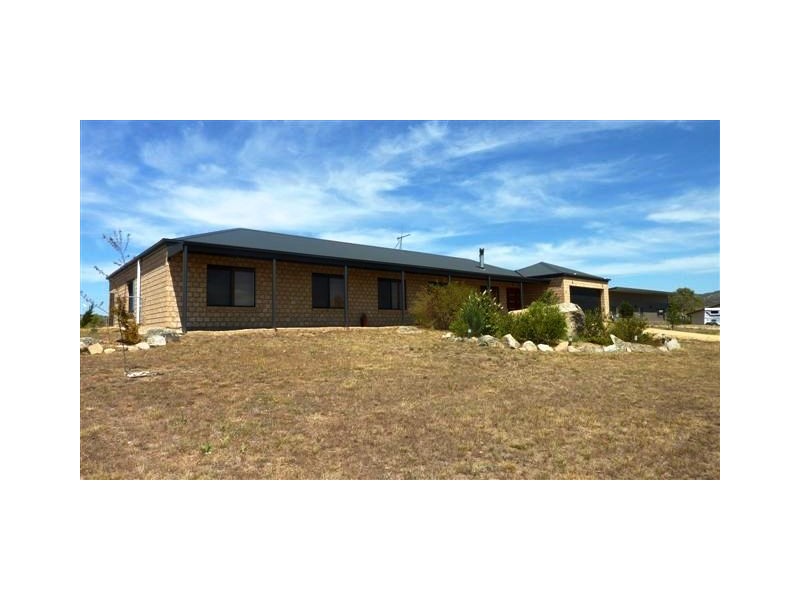 19 Geehi Circuit, Jindabyne NSW 2627