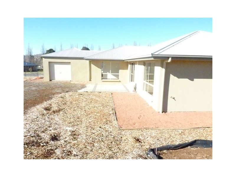 26 Gungarlin Street, Berridale NSW 2628