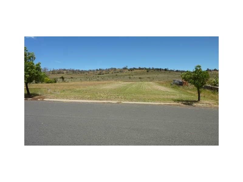 30 Roberson Street, Berridale NSW 2628