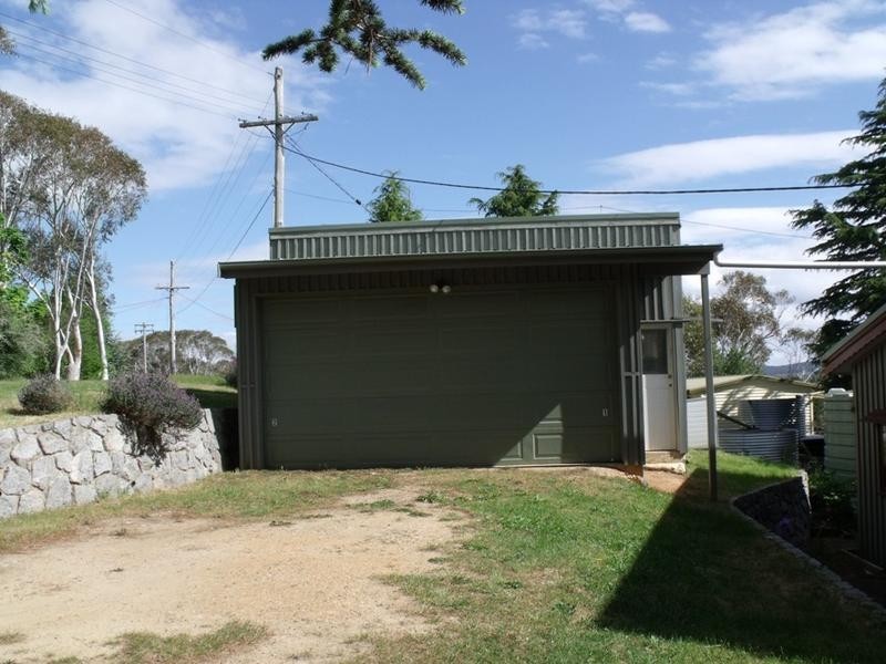 21 Peninsular Road, Anglers Reach NSW 2629
