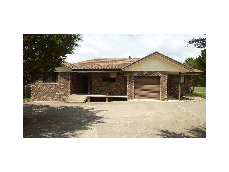 4 Poplar Street, Berridale NSW 2628