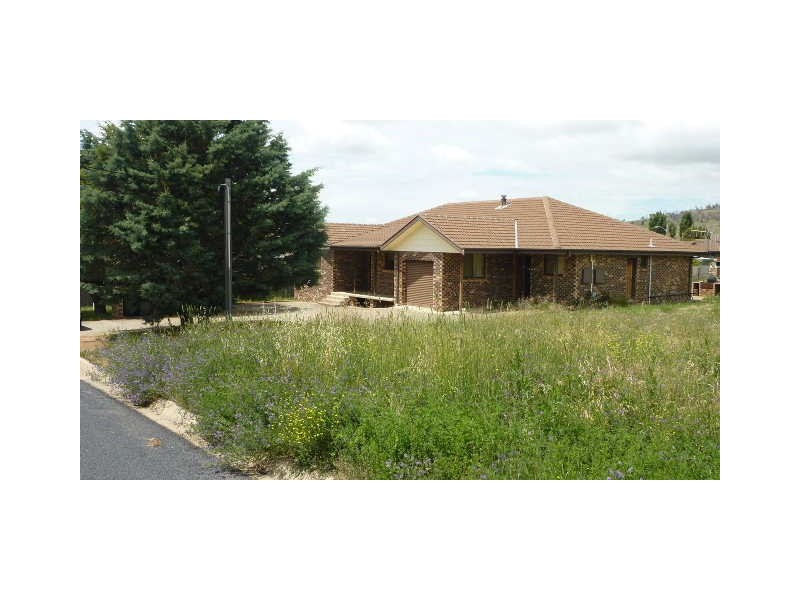 4 Poplar Street, Berridale NSW 2628
