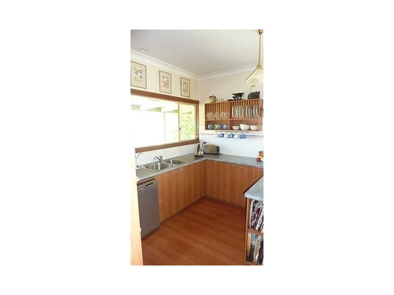 36 Eucumbene Road, Hill Top NSW 2627