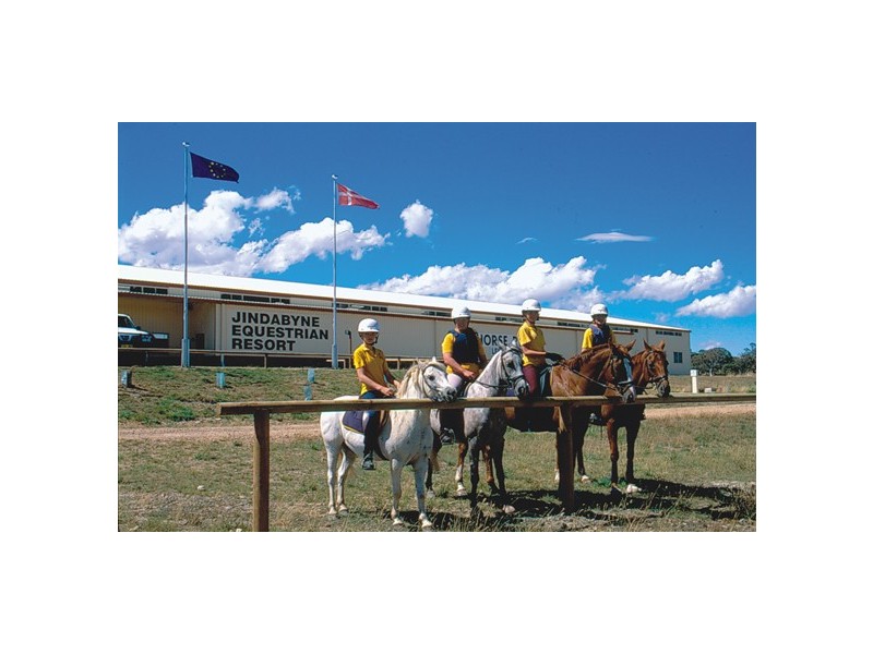 1 Hill Top Road, Jindabyne NSW 2627