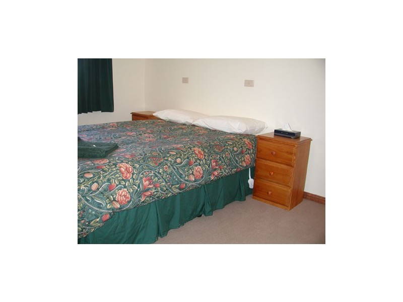 1 Hill Top Road, Jindabyne NSW 2627