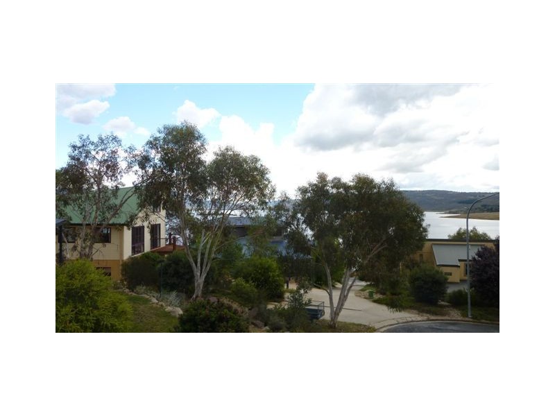 6 Girvan Place, Tyrolean Village, Jindabyne NSW 2627