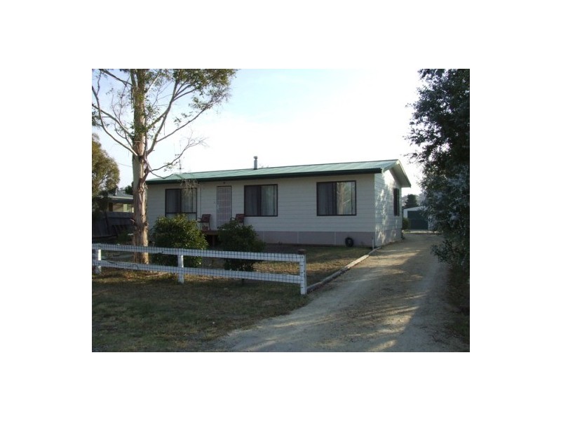 10 Morrice Street, Berridale NSW 2628