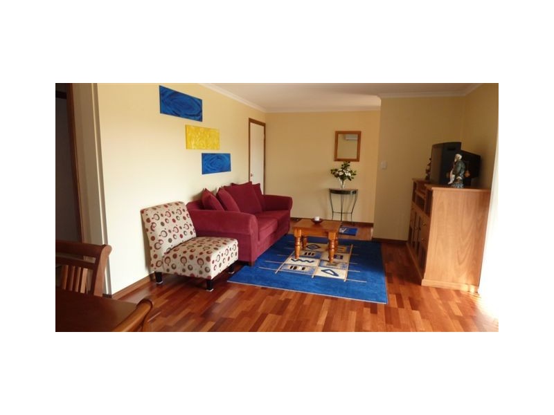 6 Campbell Street, Dalgety NSW 2628