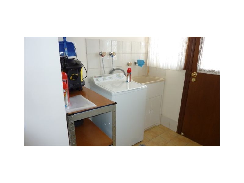 6 Campbell Street, Dalgety NSW 2628