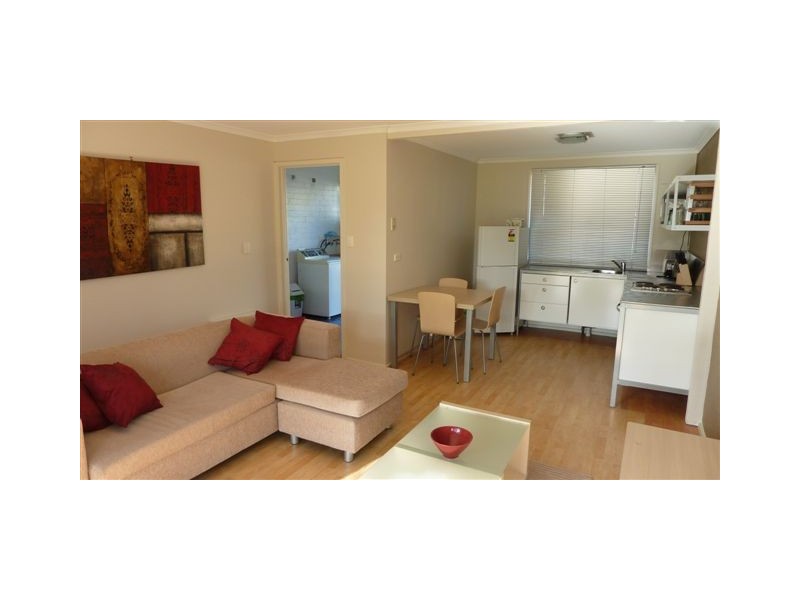 2/5 Gungarlin Street, Berridale NSW 2628