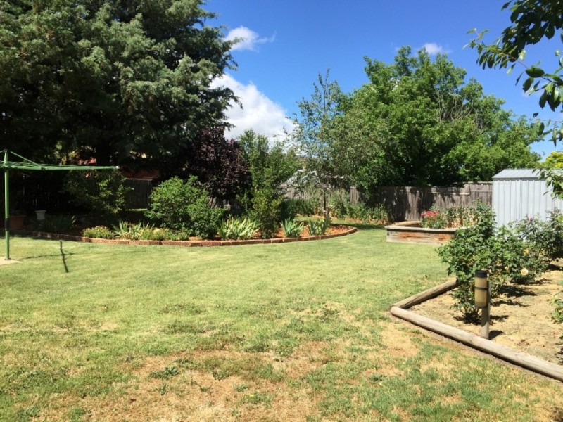 14 Bolton Street, Berridale NSW 2628