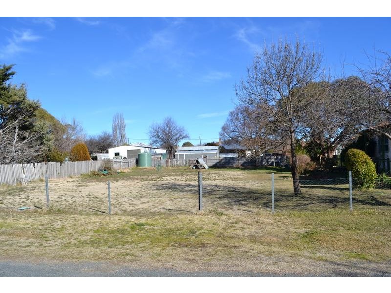 22 Bolton Street, Berridale NSW 2628
