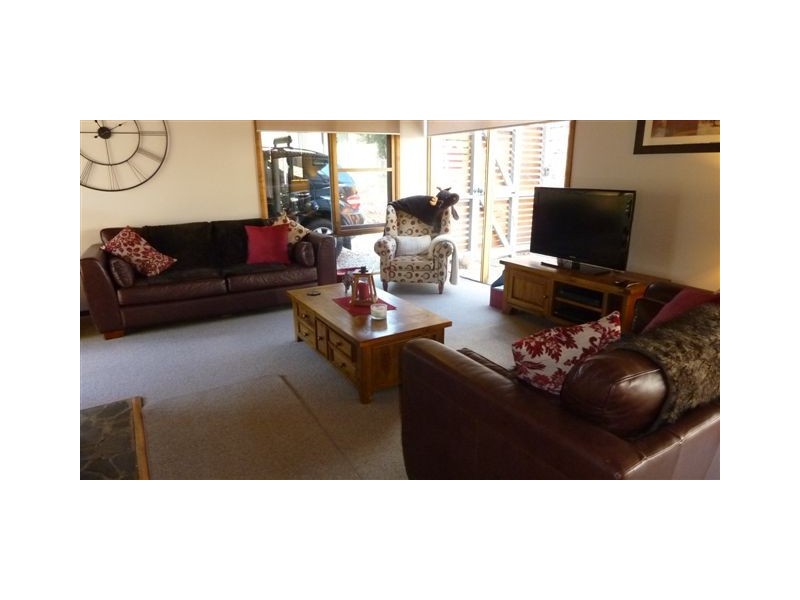 2/72 Jindabyne Road, Berridale NSW 2628