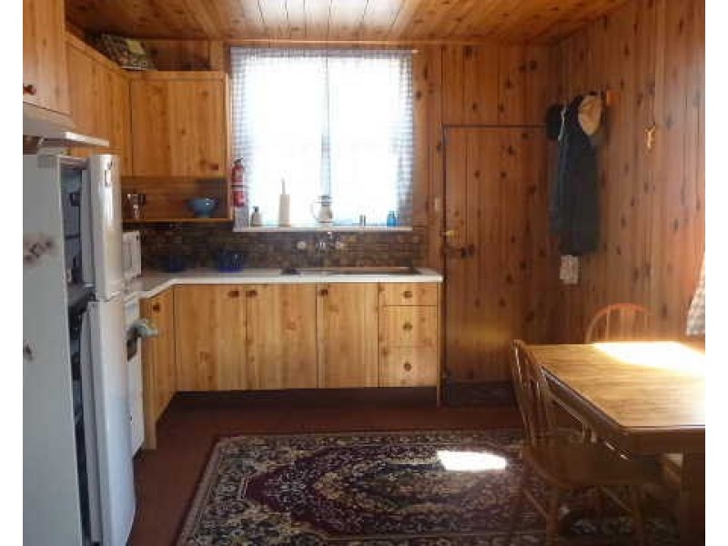 4 Roberson Street, Berridale NSW 2628