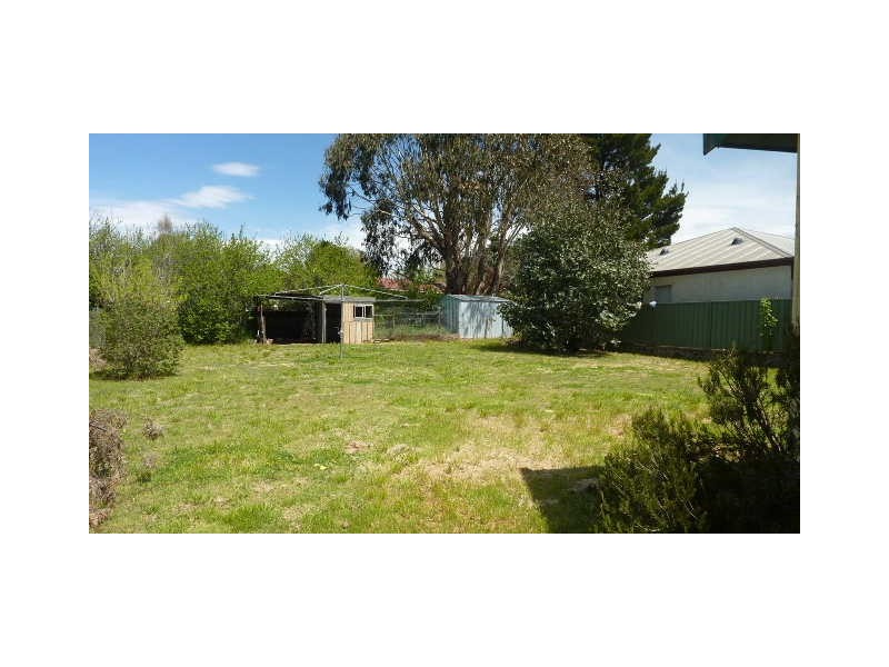 8 Pryce Street, Berridale NSW 2628