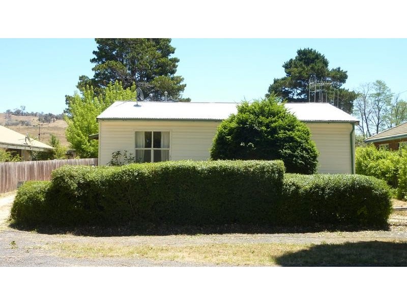 84 Jindabyne Road, Berridale NSW 2628
