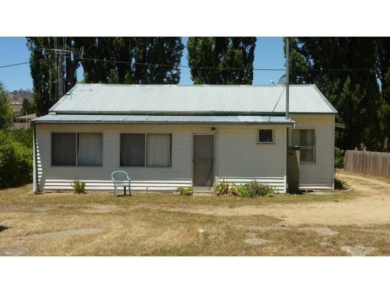 84 Jindabyne Road, Berridale NSW 2628