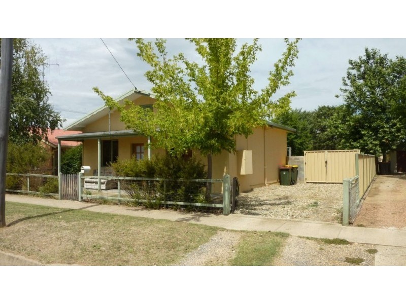 18 Myack Street, Berridale NSW 2628