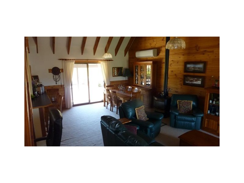 24 O’Brien Avenue, Berridale NSW 2628