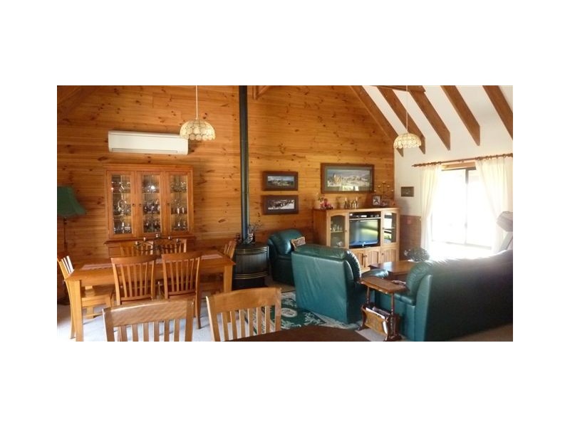 24 O’Brien Avenue, Berridale NSW 2628