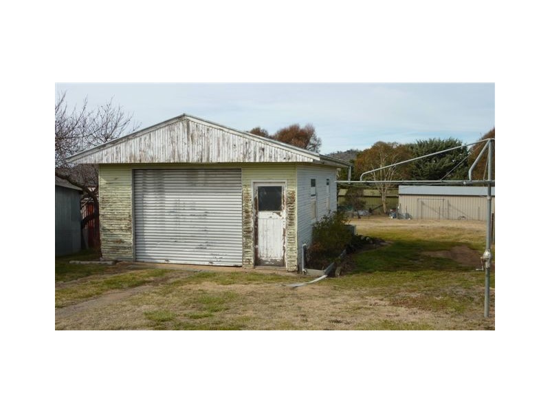 3 Roberson Street, Berridale NSW 2628