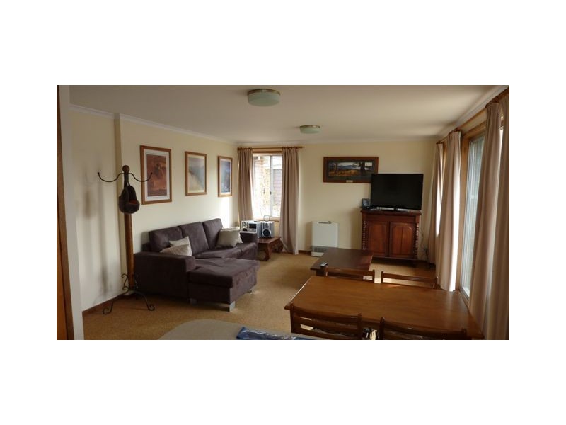 104 Jindabyne Road, Berridale NSW 2628