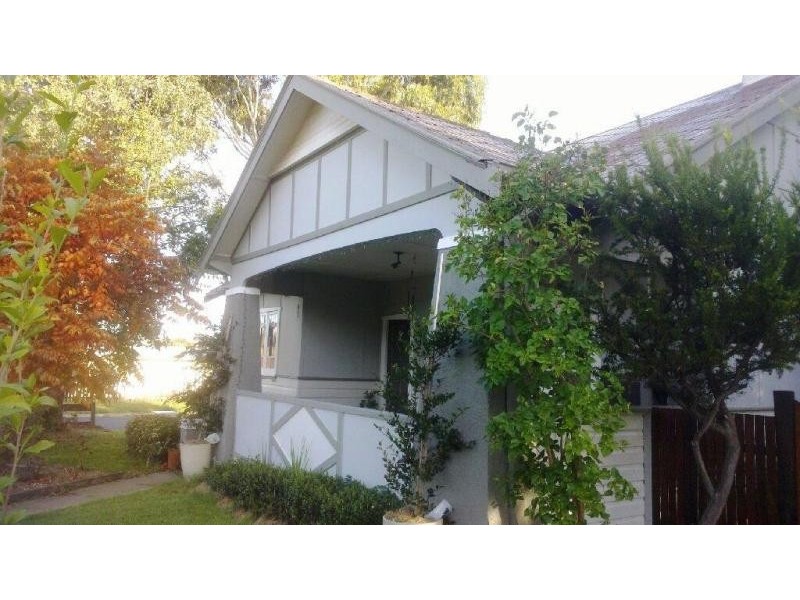 10 Mackay Street, Berridale NSW 2628