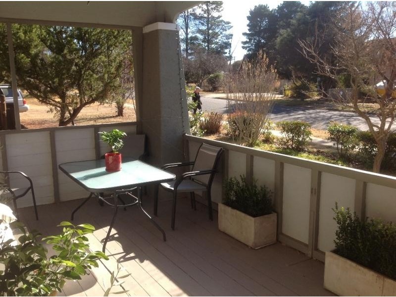 10 Mackay Street, Berridale NSW 2628