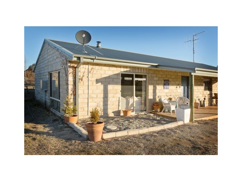 10 O’Brien Avenue, Berridale NSW 2628