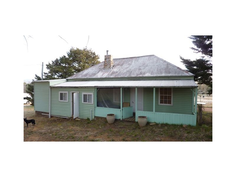 11 Brierly Street, Dalgety NSW 2628