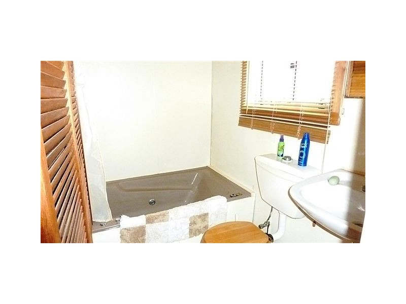 11 Brierly Street, Dalgety NSW 2628