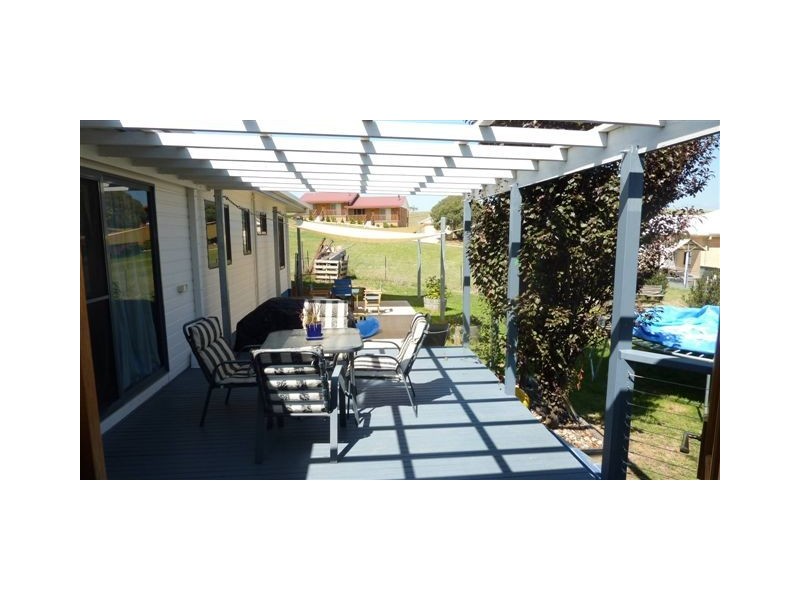 22 Rosemary Circuit, Kalkite NSW 2627