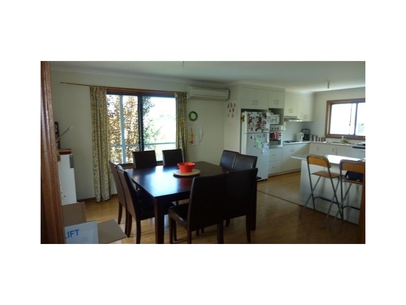 22 Rosemary Circuit, Kalkite NSW 2627