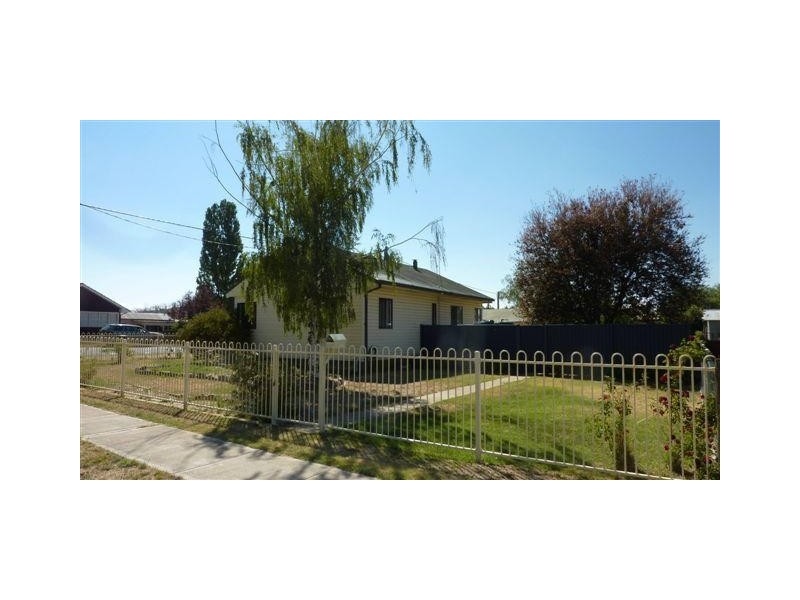 14 Mary Street, Berridale NSW 2628