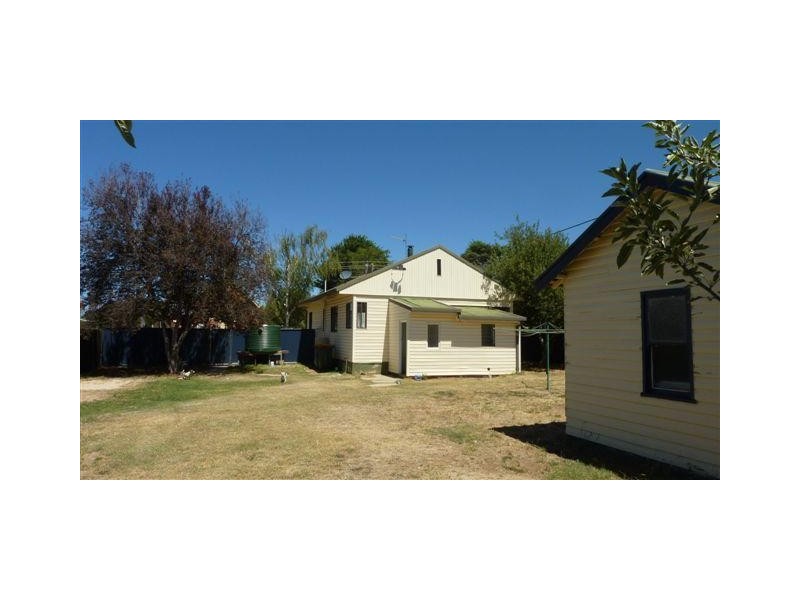 14 Mary Street, Berridale NSW 2628