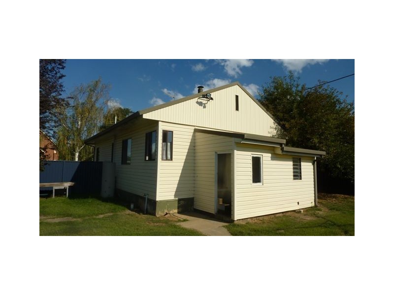 14 Mary Street, Berridale NSW 2628