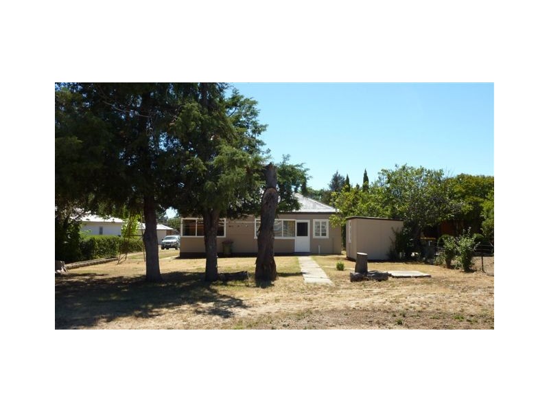 20 Oliver Street, Berridale NSW 2628