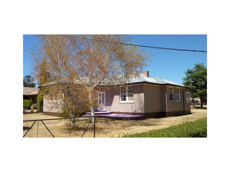 20 Oliver Street, Berridale NSW 2628