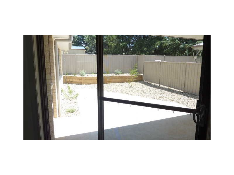 2b Gungarlin Street, Berridale NSW 2628