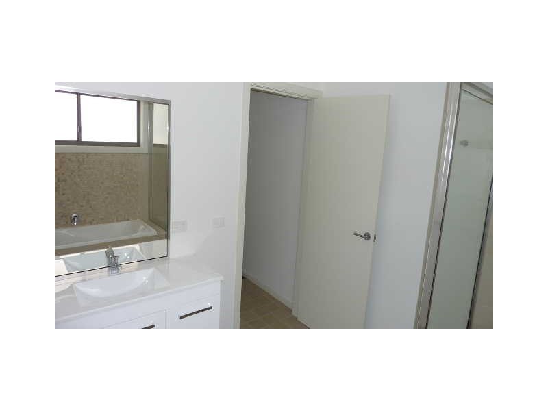 2b Gungarlin Street, Berridale NSW 2628