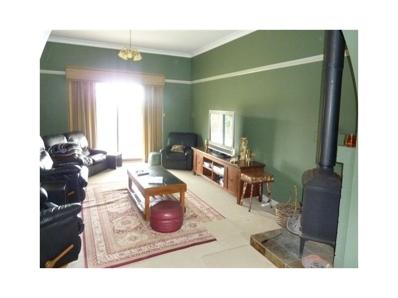 96 – 98 Stuart Field Road, Adaminaby NSW 2629