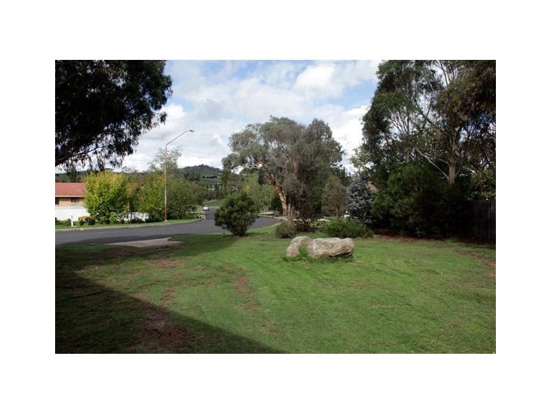 1 Kiparra Drive, Berridale NSW 2628