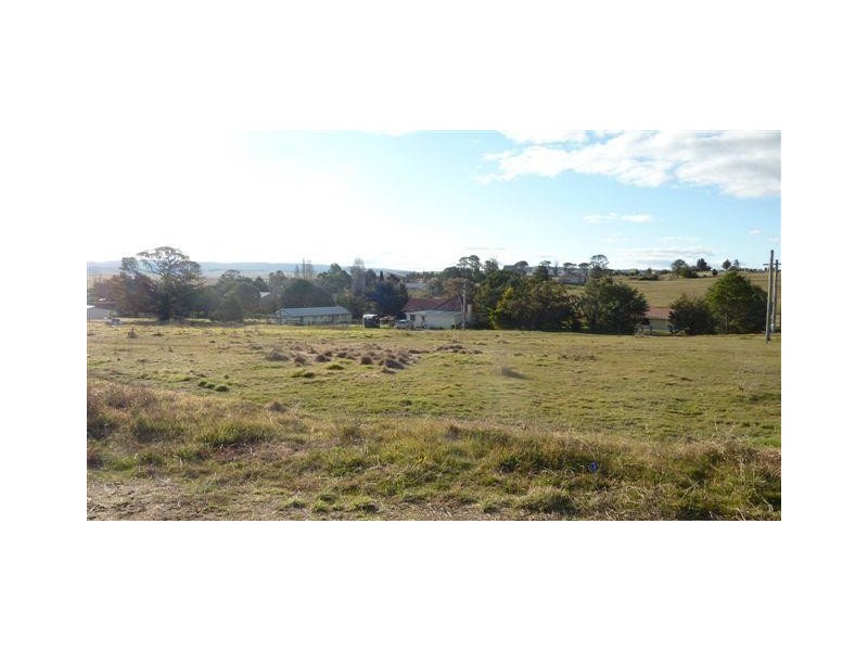 15 Brierly Street, Dalgety NSW 2628