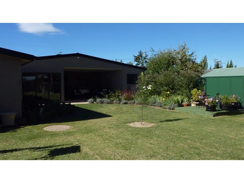 6 Mackay Street, Berridale NSW 2628
