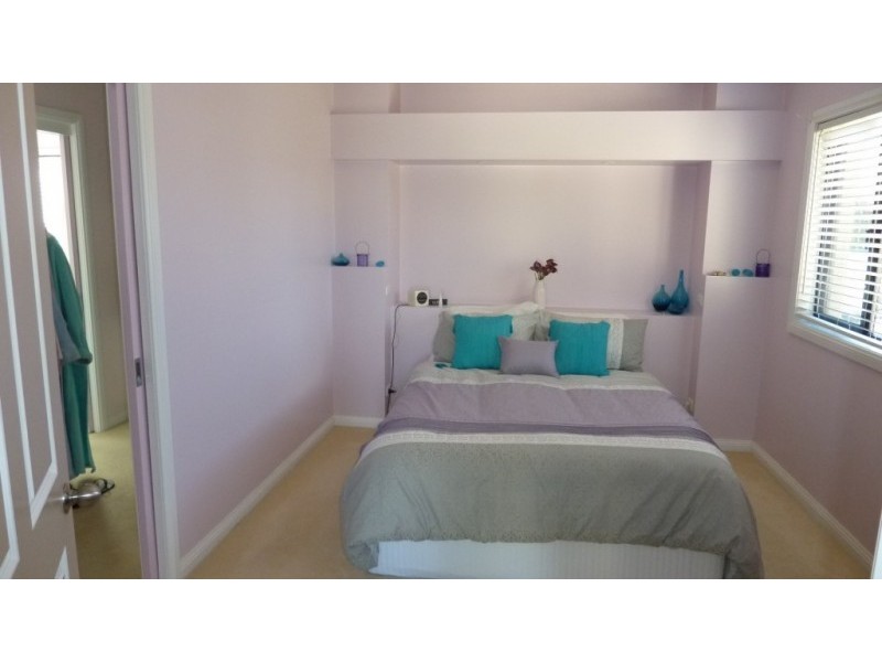 6 Mackay Street, Berridale NSW 2628